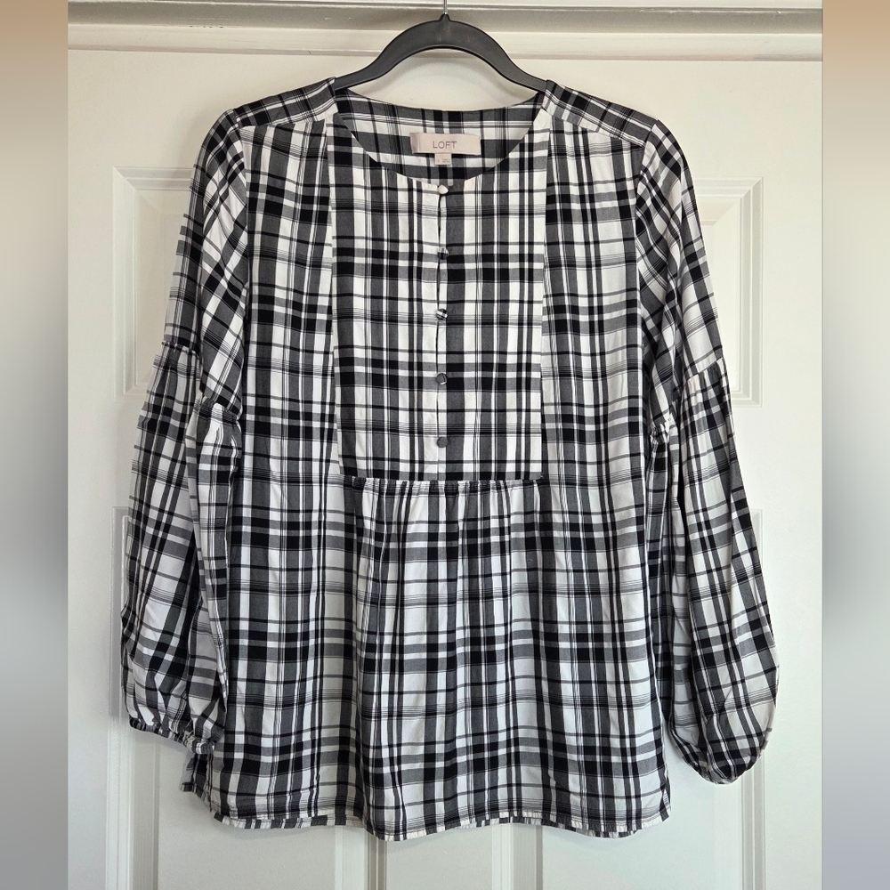 Loft Black & White Plaid Blouse - Size Sm